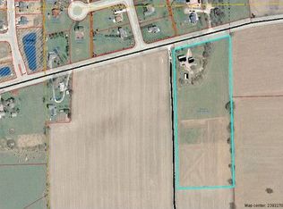 39251 Valley Rd, OCONOMOWOC, WI 53066