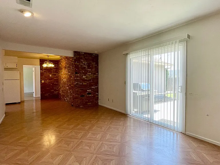3180 Calle Jazmin — Photo 6