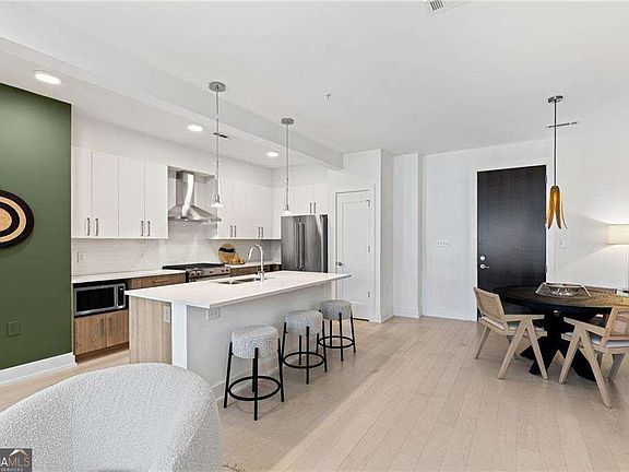 4th image of 775 Juniper St NE APT 315
