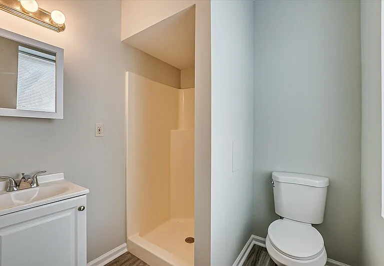 213 Hall Ave #5 — Photo 7