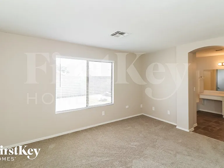 11243 W Diana Ave — Photo 8