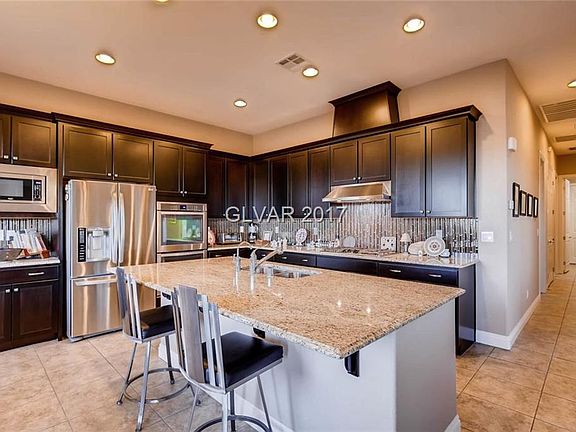3rd image of 12155 Torretta Ct