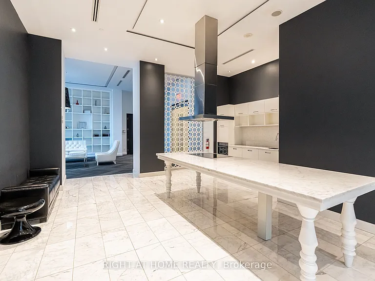 90 Park Lawn Rd #2316 — Photo 49