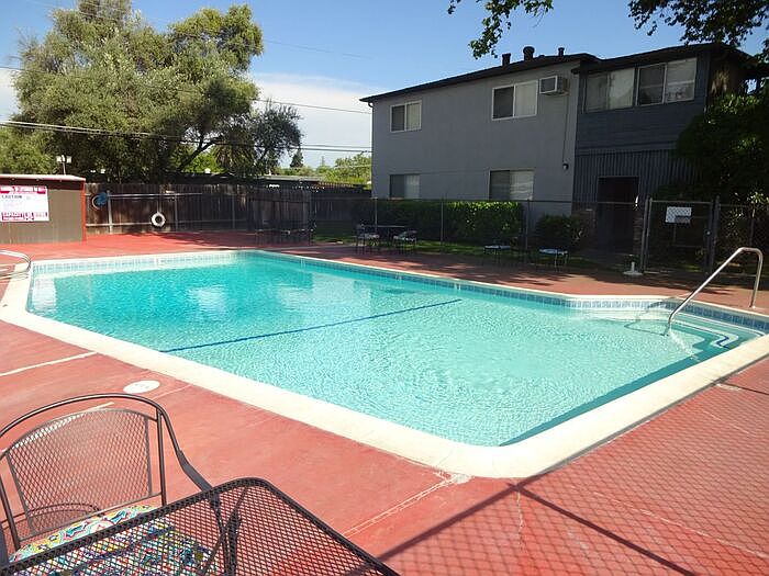 1st image of 2900 Marconi Ave APT 23