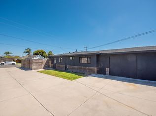267 Costa Mesa St, Costa Mesa, CA 92627