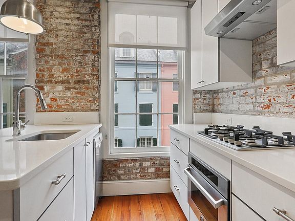 4th image of 513 Conti St #3A