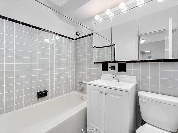 4th image of 345 W 58th St #7TN
