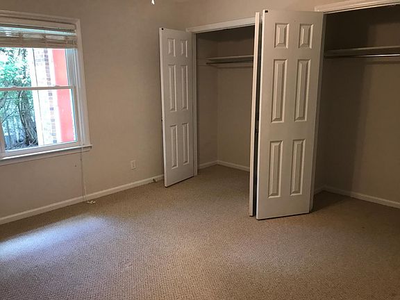 Rear bedroom
