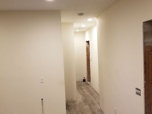 5th image of 24 Tremont St #2