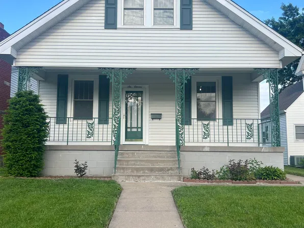 611 S 18th St, Quincy, IL 62301