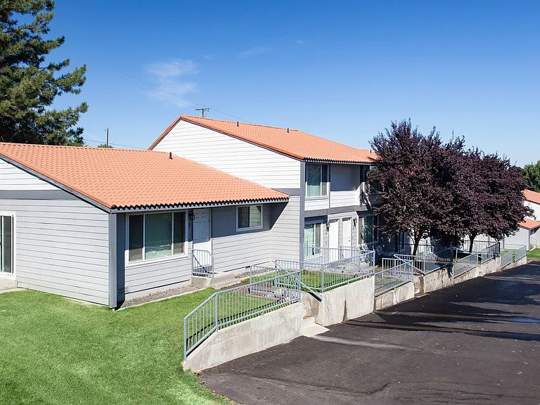 Aspen Hills Apartments — Photo 31