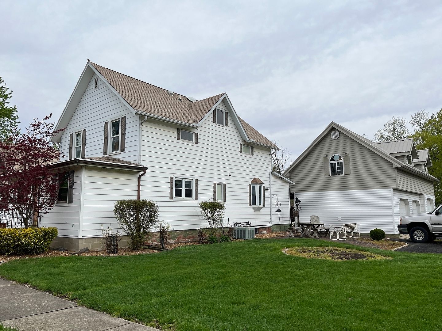 208 E Central St, Buckley, IL 60918 Zillow