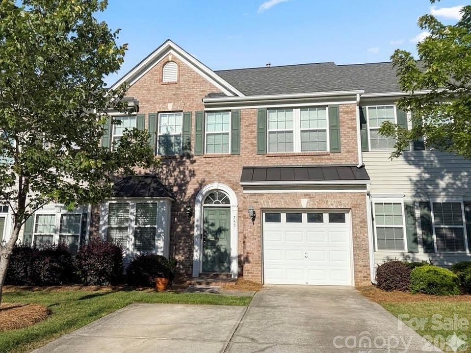 1st image of 745 Prospect Ln