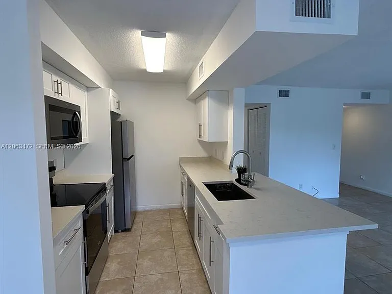 815 W Boynton Beach Blvd #5103 — Photo 8