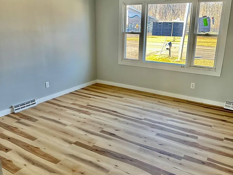 2847 Union St — Photo 12