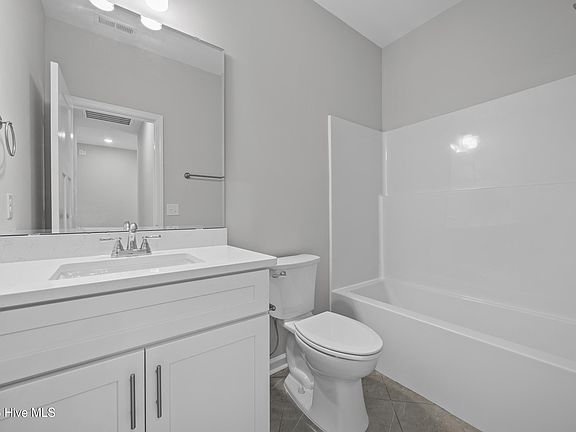 4th image of 109 Eddie Drive