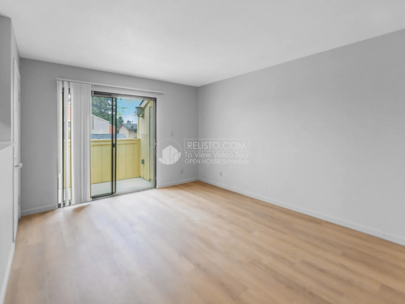 1 bed, 1.0 bath, 900 sqft, $1,350 — Photo 2