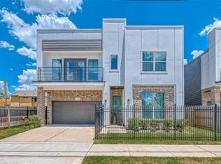 1806 Schweikhardt St, Houston, TX 77020
