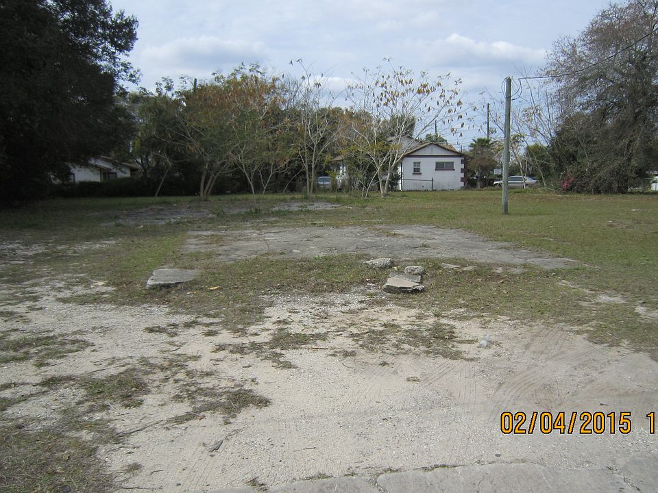 1st image of 234 E North Ave
