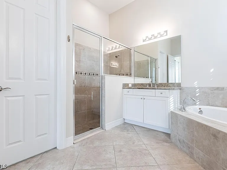 13730 Willow Haven Ct — Photo 28