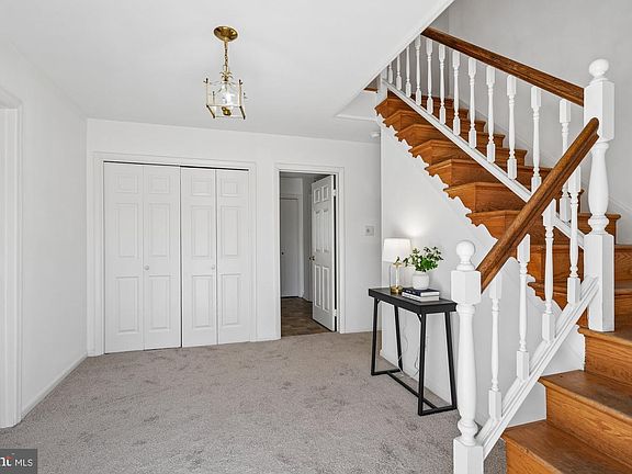 5th image of 4 Walnut Hill Rd