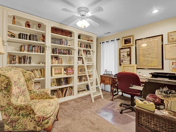 3rd image of 9607 S Harbour Pointe Dr #70