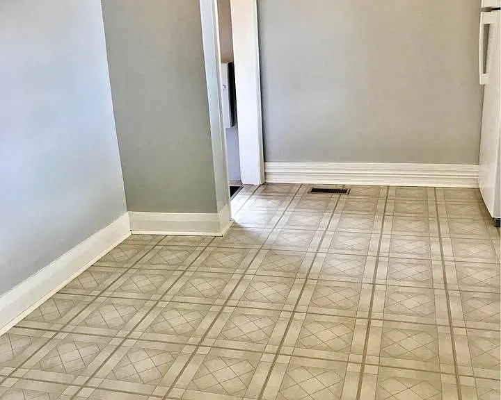 74 Vanbrugh Ave — Photo 6