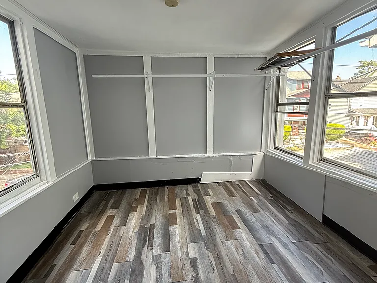 32 Finlay Pl #2L — Photo 7