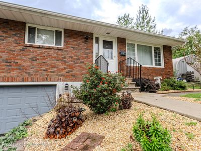 310 Cypress St, Throop, PA, 18512