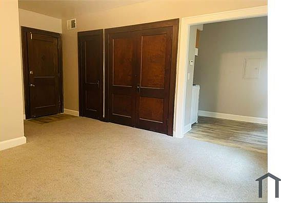 3rd image of 625 W Maple Ave APT 1-C