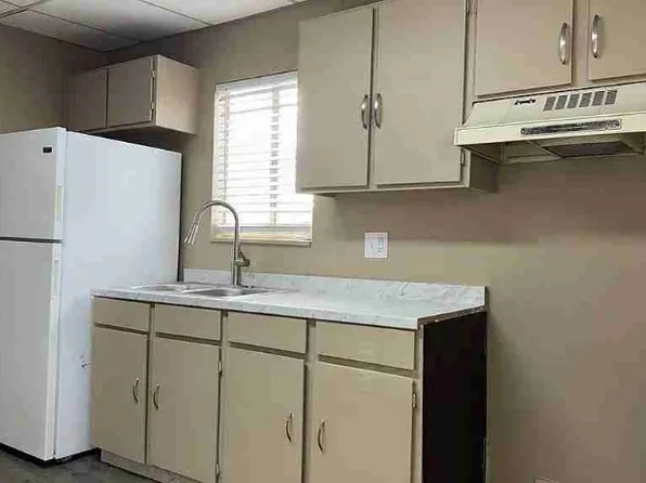 1630 Spruce St APT 2, Pueblo, CO 81004