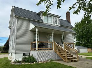 29209 Utica Rd, Roseville, MI 48066