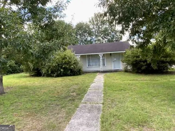 606 E Poplar St, Atmore, AL 36502