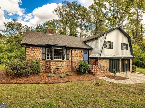 1981 Thomas Dr, Macon, GA 31217