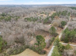 33266 Courtland Dr, Albemarle, NC 28001