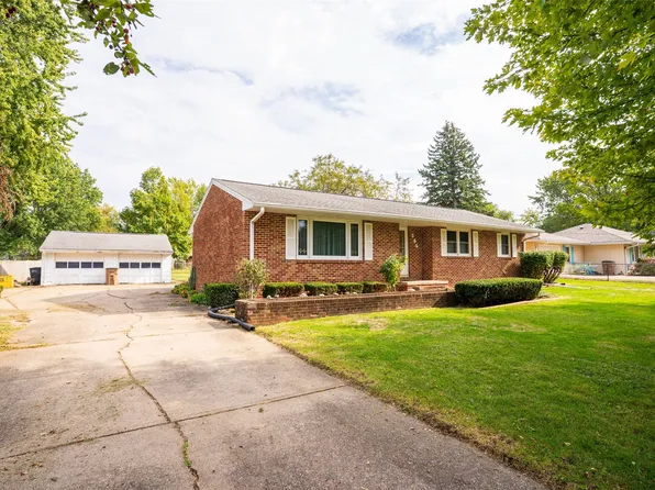 365 N Shadyview Blvd, Pleasant Hill, IA 50327