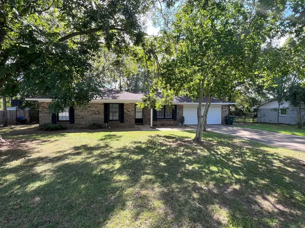 201 Biscayne Dr, Enterprise, AL 36330