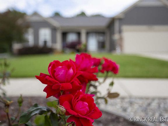 2nd image of 12218 Lauren Ln NW