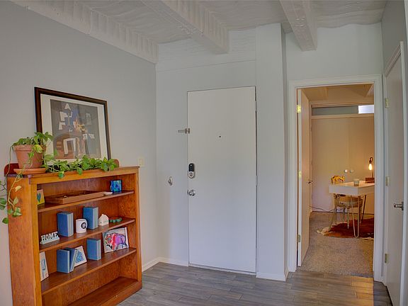 2nd image of 611 W 15th St APT E1