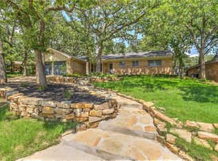 1132 Brookside Dr, Hurst, TX 76053