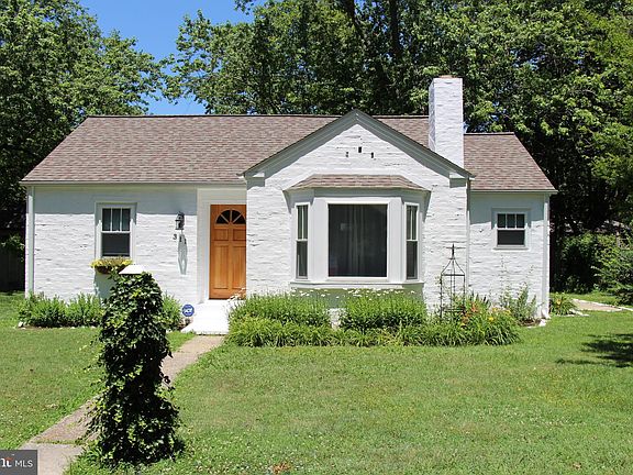 4th image of 311 W Oak Ave