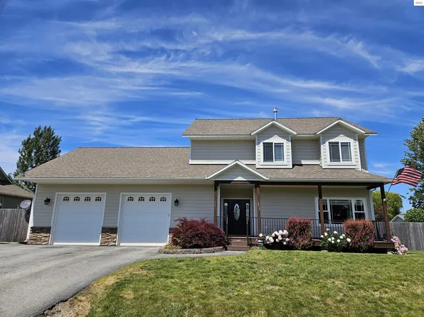 215 Brittany Loop, Kootenai, ID 83840