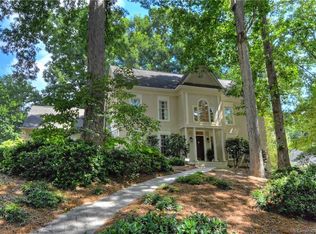 4421 Canoebrook Rd, Charlotte, NC 28210