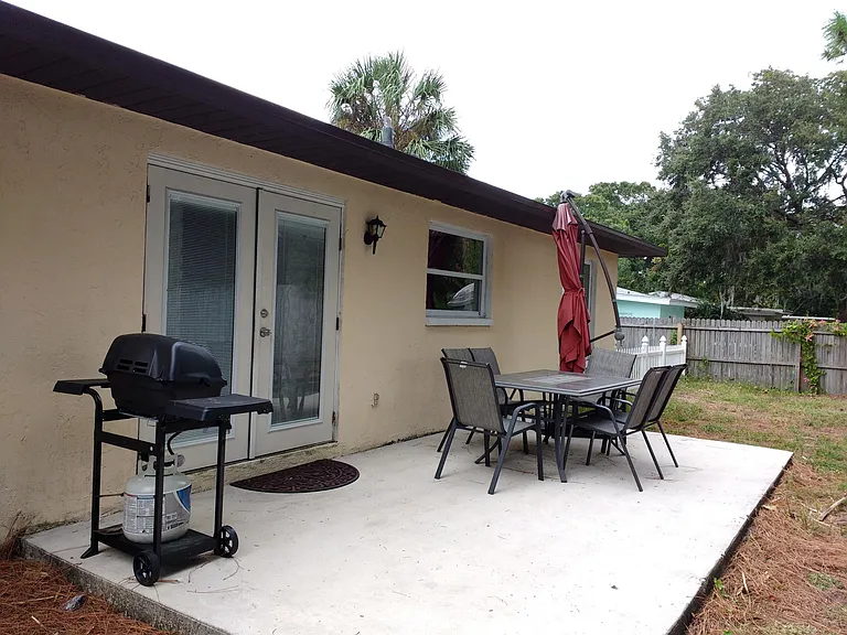 6139 Carlton Ave — Photo 18