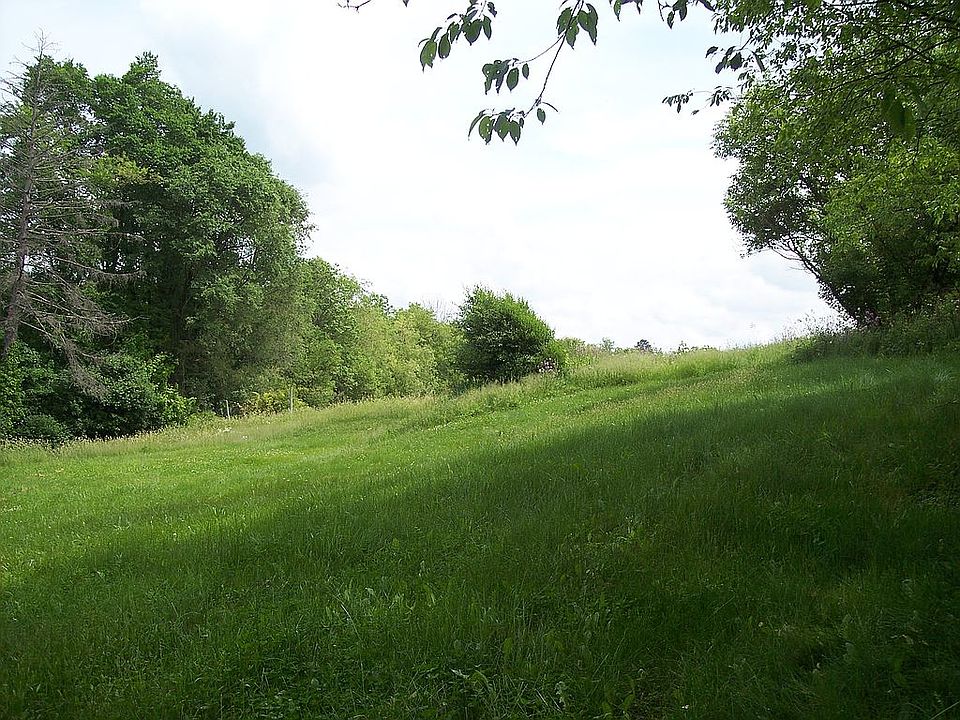 2nd image of 728 Salineville Rd W