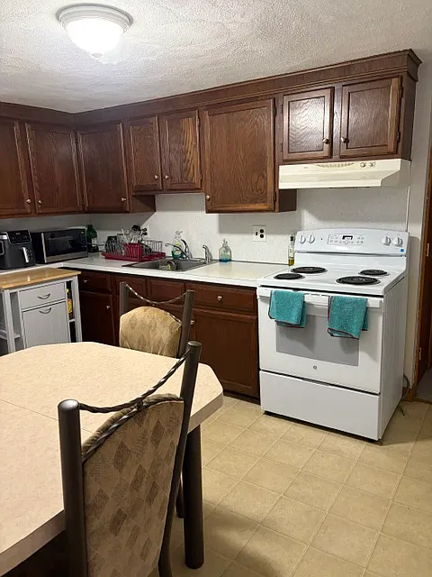 1 bed, $1,900 — Photo 3
