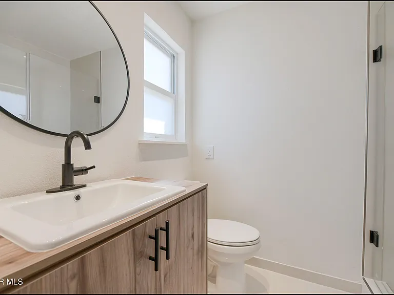 8617 Darlina Dr — Photo 24