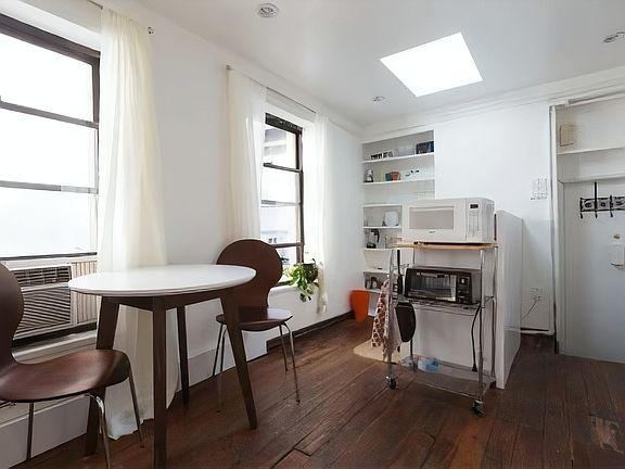2nd image of 134 Sullivan St #3