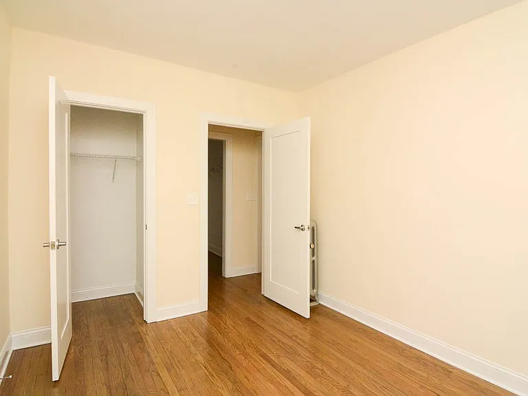 2643 N Spaulding Ave #E4 — Photo 16