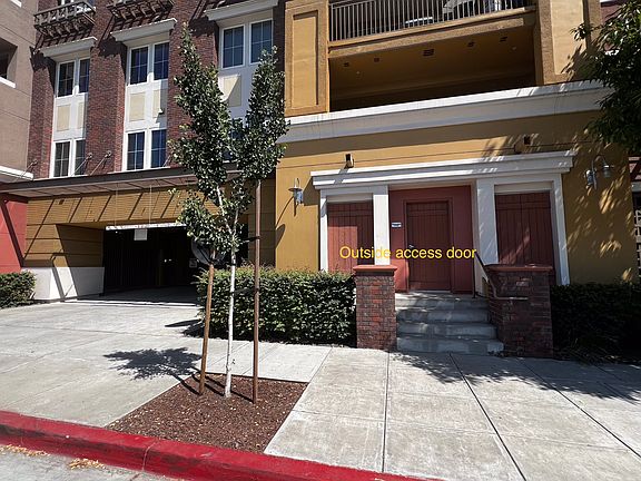 2nd image of 809 Auzerais Ave Unit 140